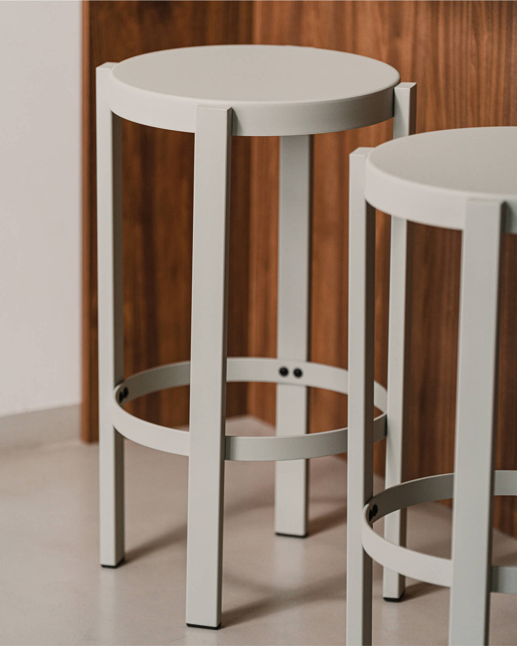 Doon Bar Stool - low - nooma