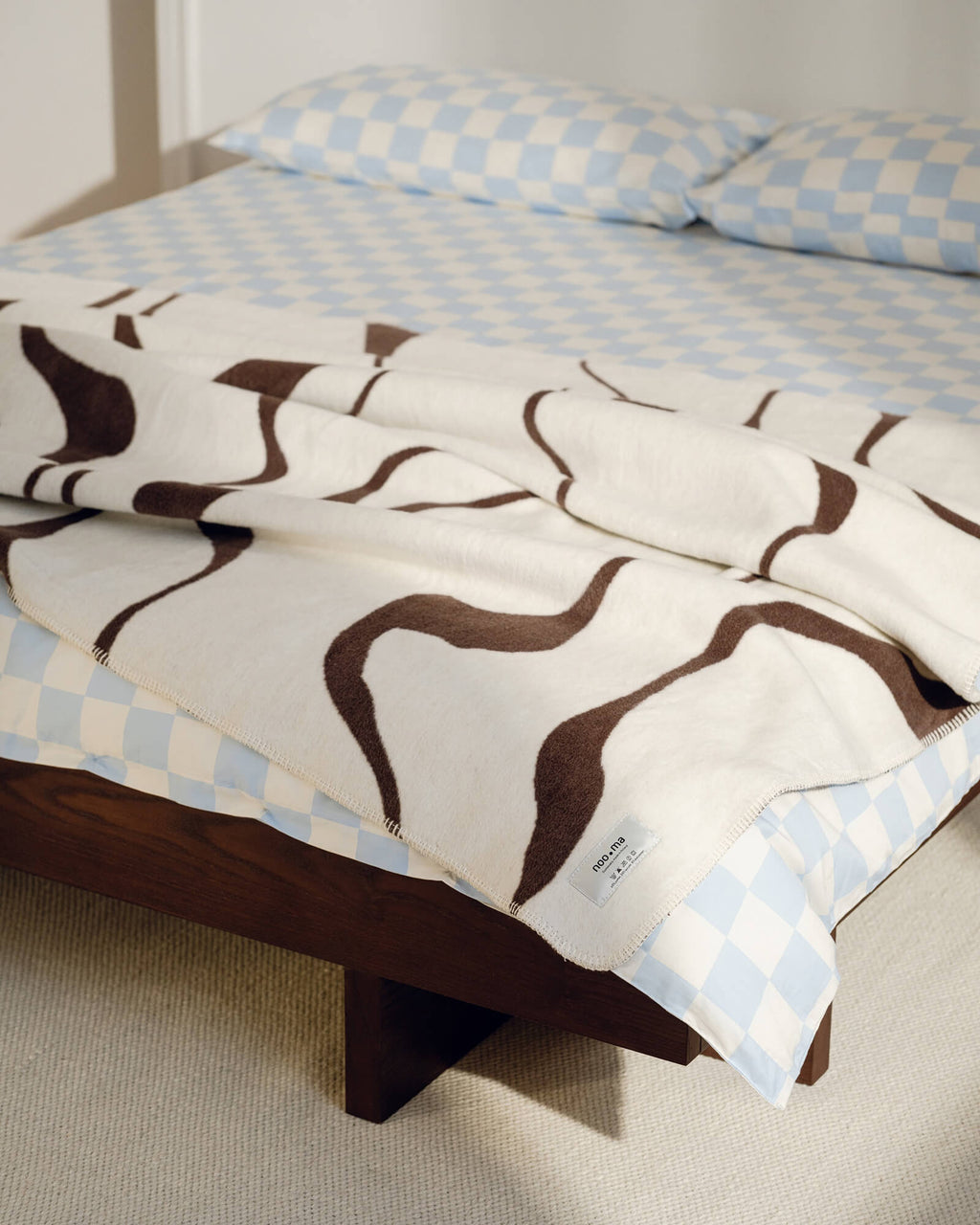 Felu Throw - nooma
