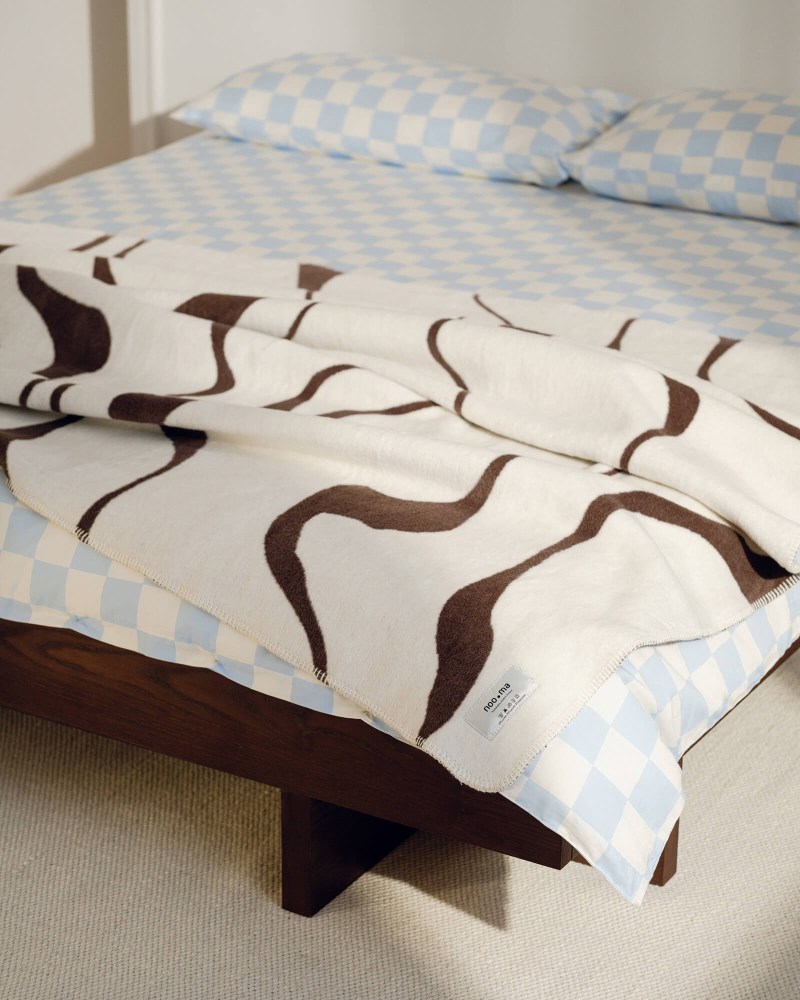 Felu Throw - nooma