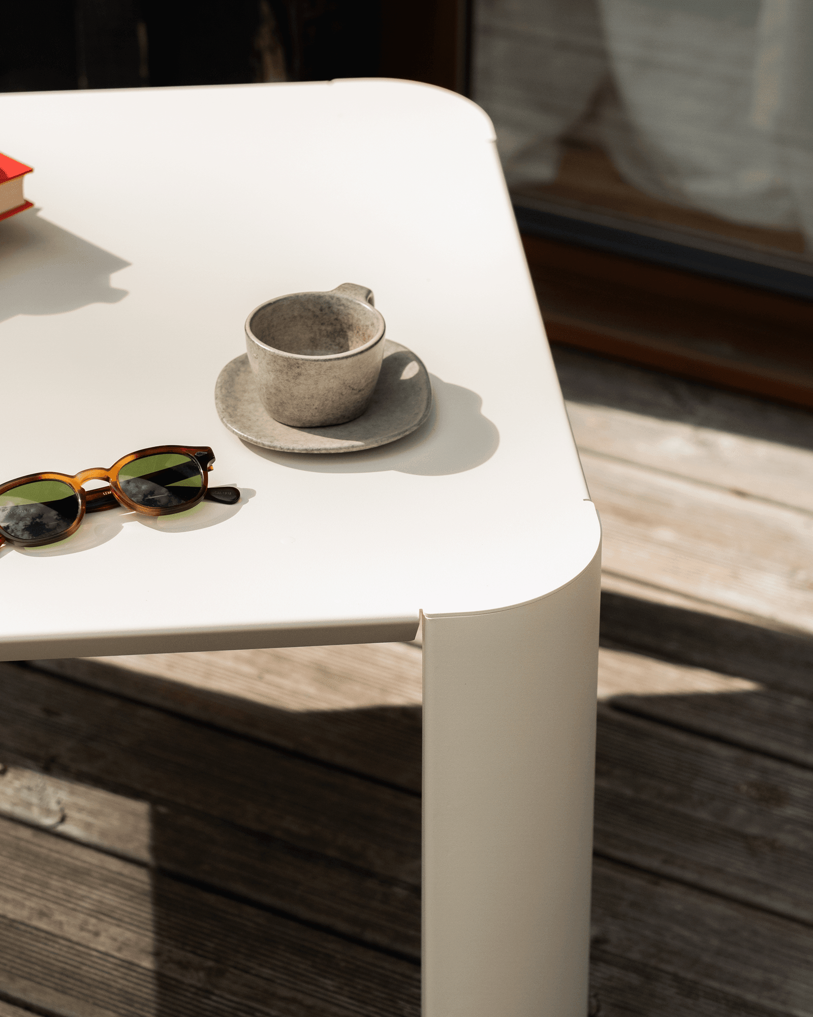 Fli Outdoor Coffee Table - nooma