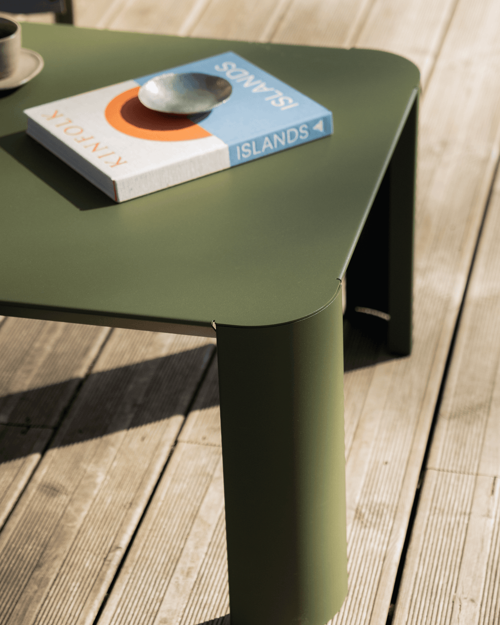Fli Outdoor Coffee Table - nooma