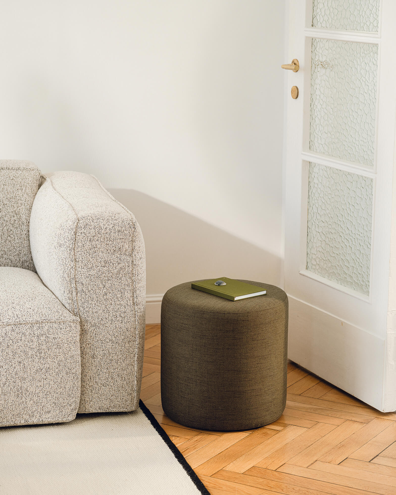 Folk Pouf - tall - nooma