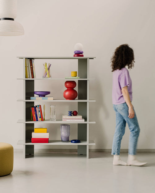 Hes Bookcase - nooma