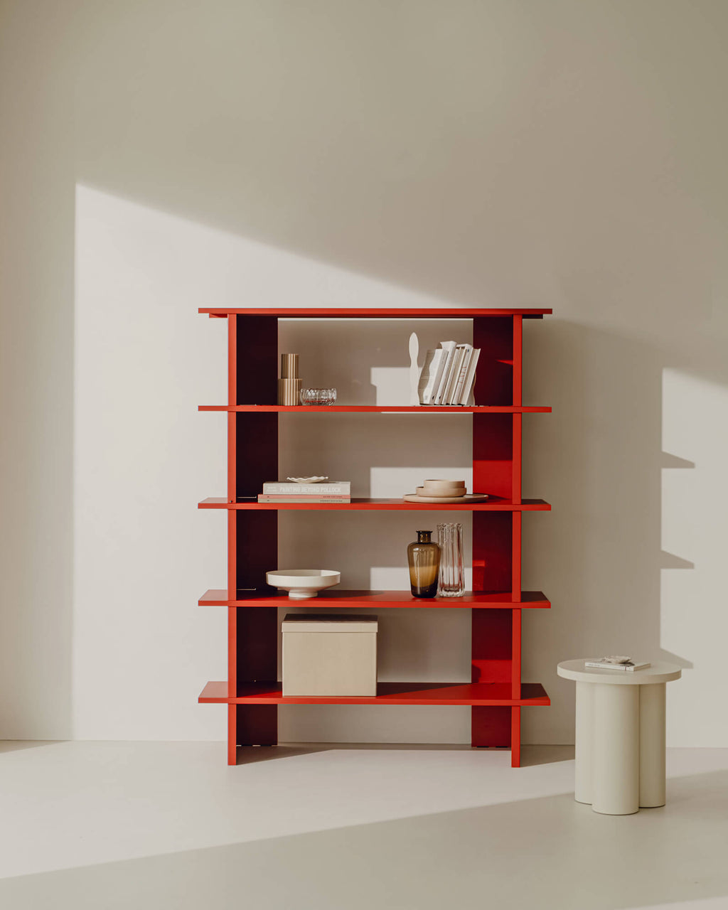 Hes Bookcase - nooma