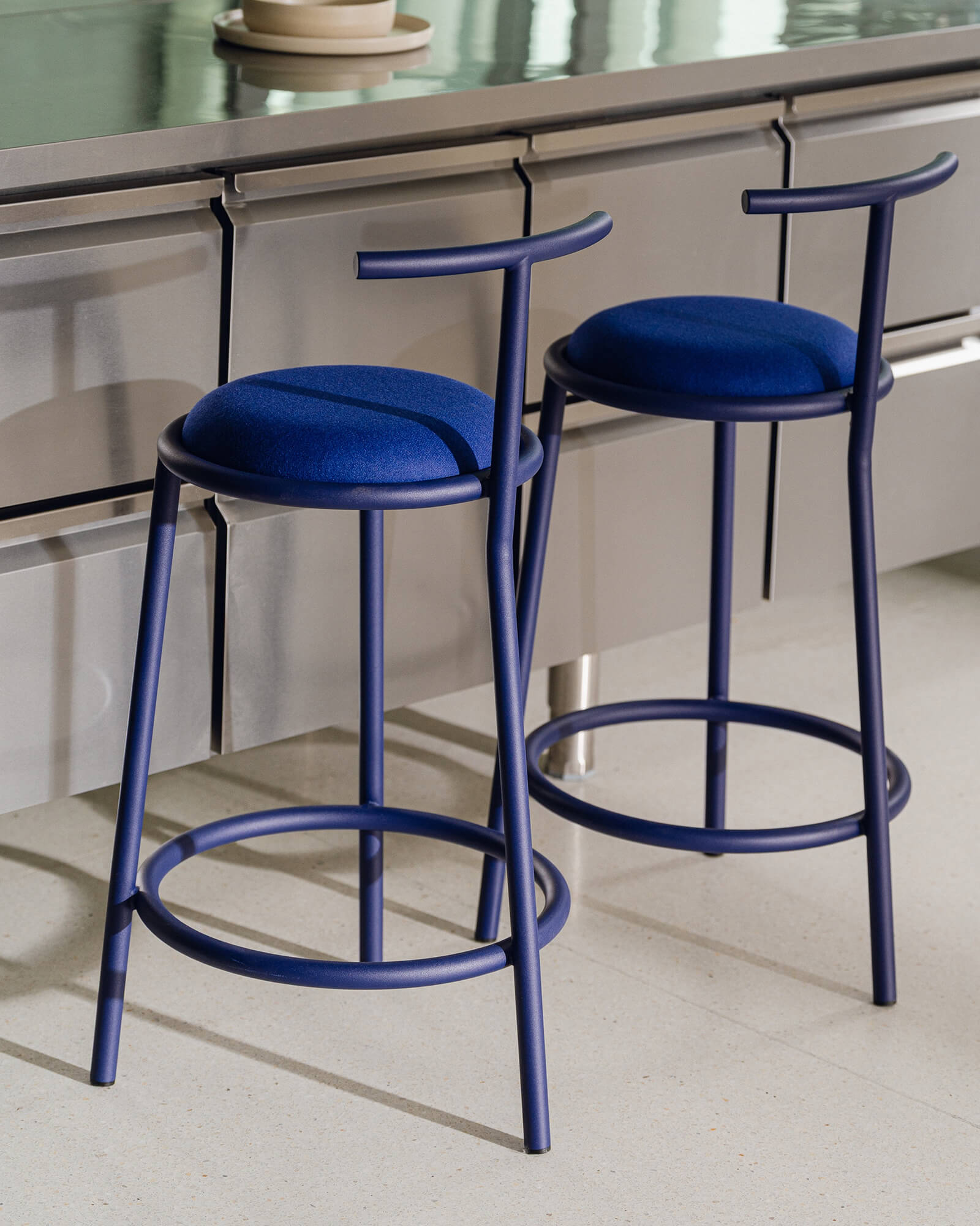 Hogo Bar Stool - nooma