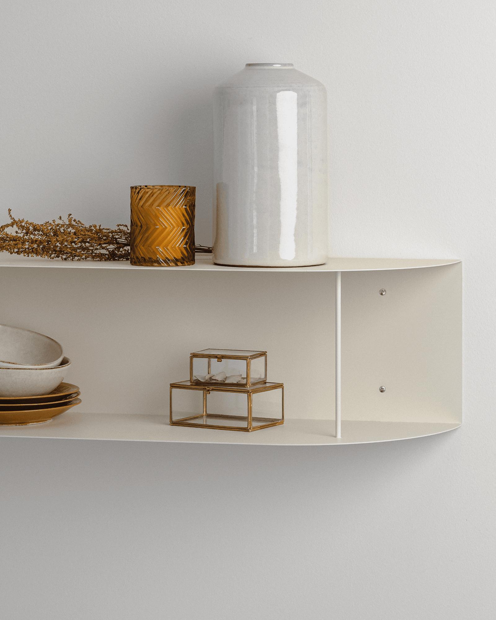 Lina Shelf - long - nooma
