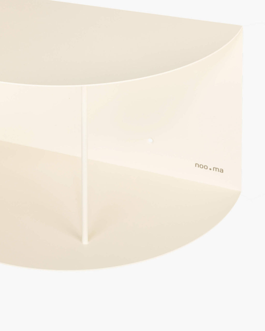 Lina Shelf - short - nooma