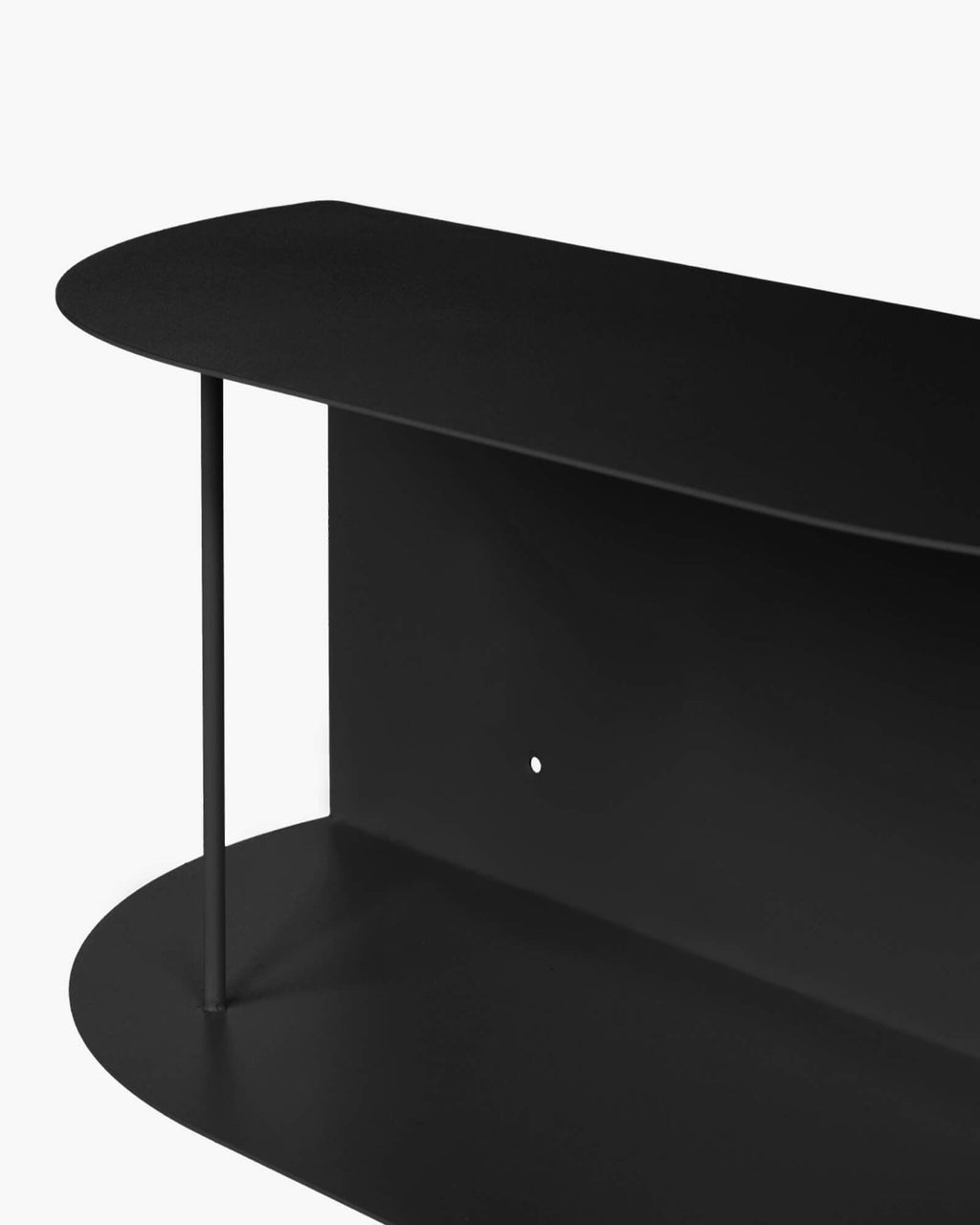 Lina Shelf - short - nooma
