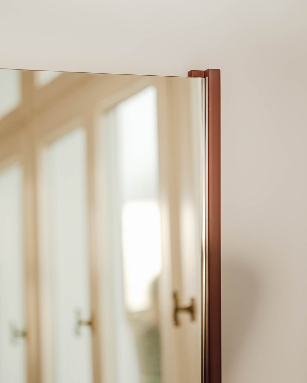 Lun Leaning Mirror - nooma