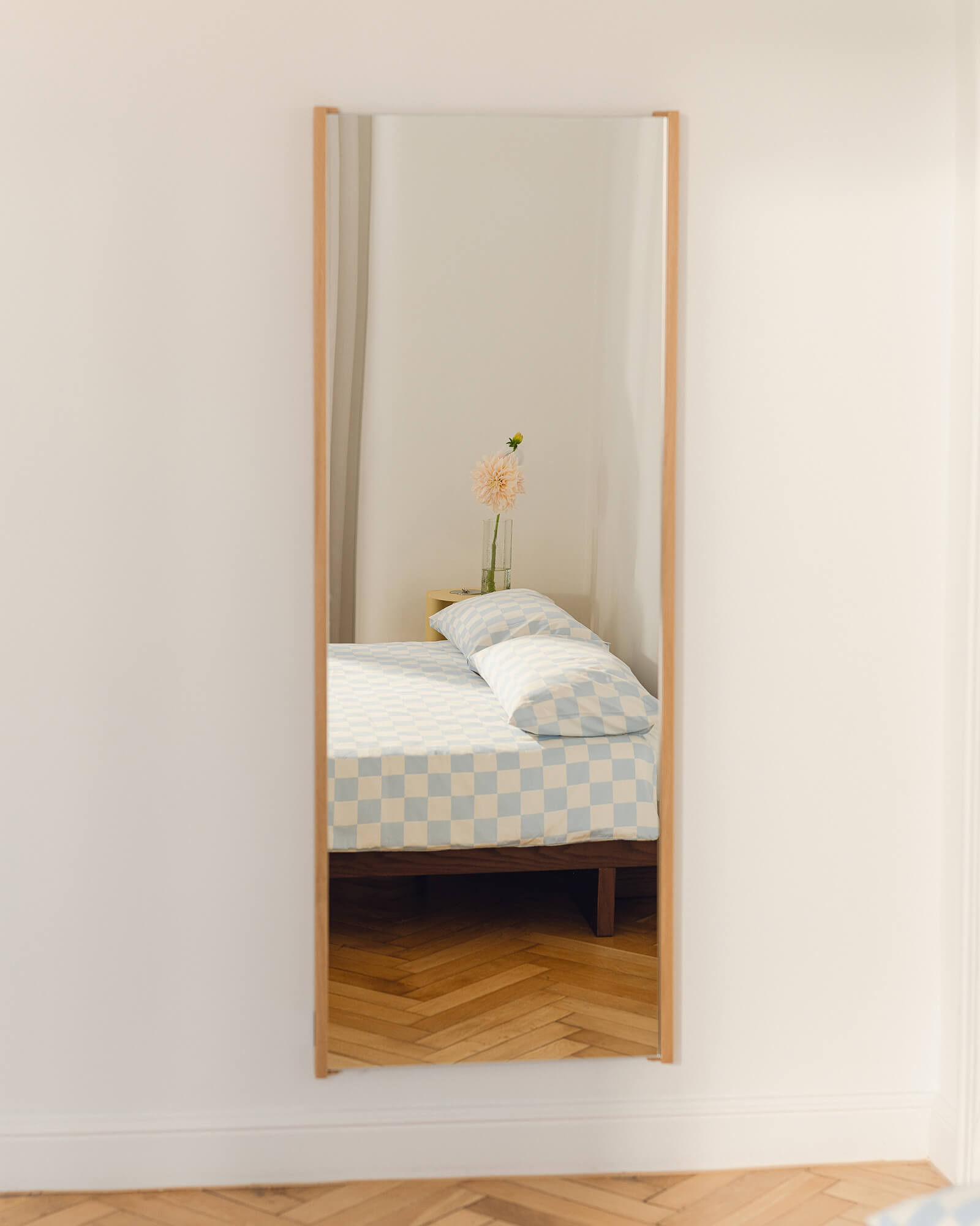 Lun Wall Mirror - large - nooma