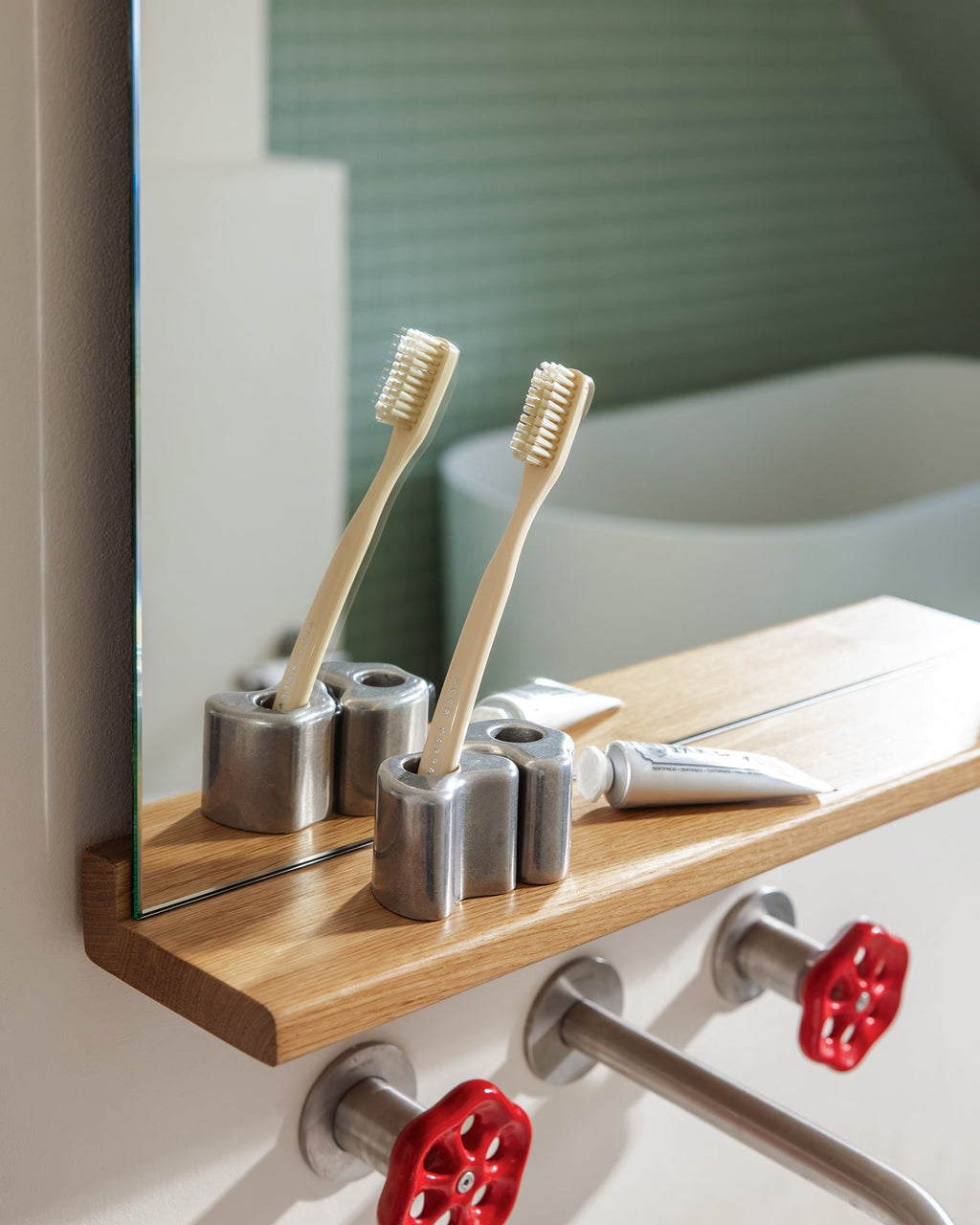 Lun Wall Mirror - small - nooma