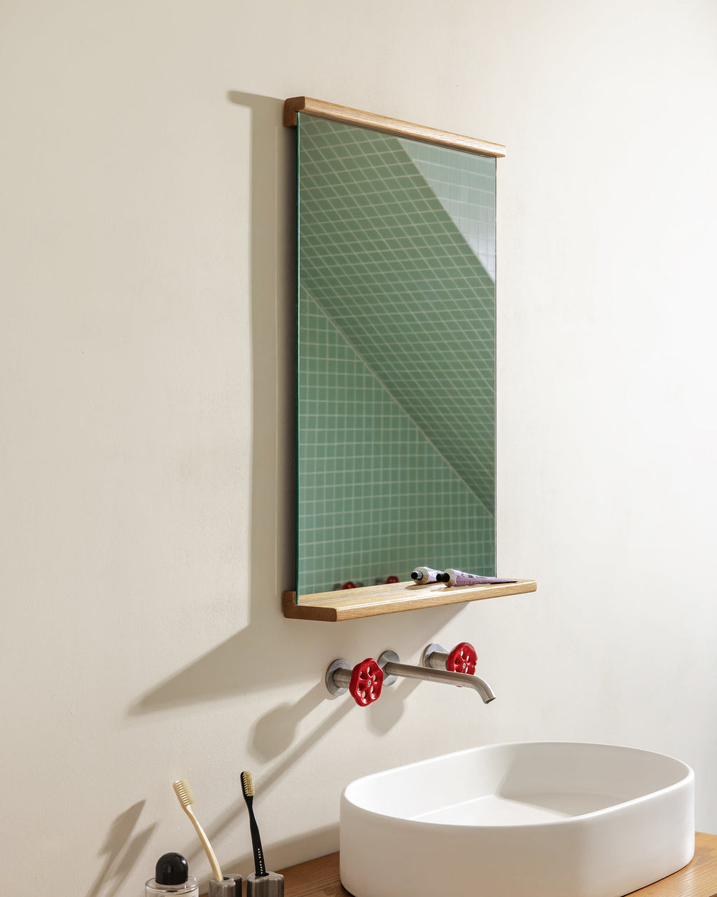 Lun Wall Mirror - small - nooma