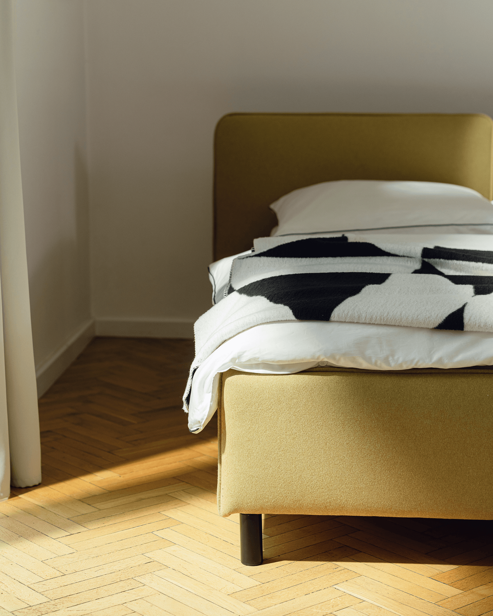 Melu Bed - nooma