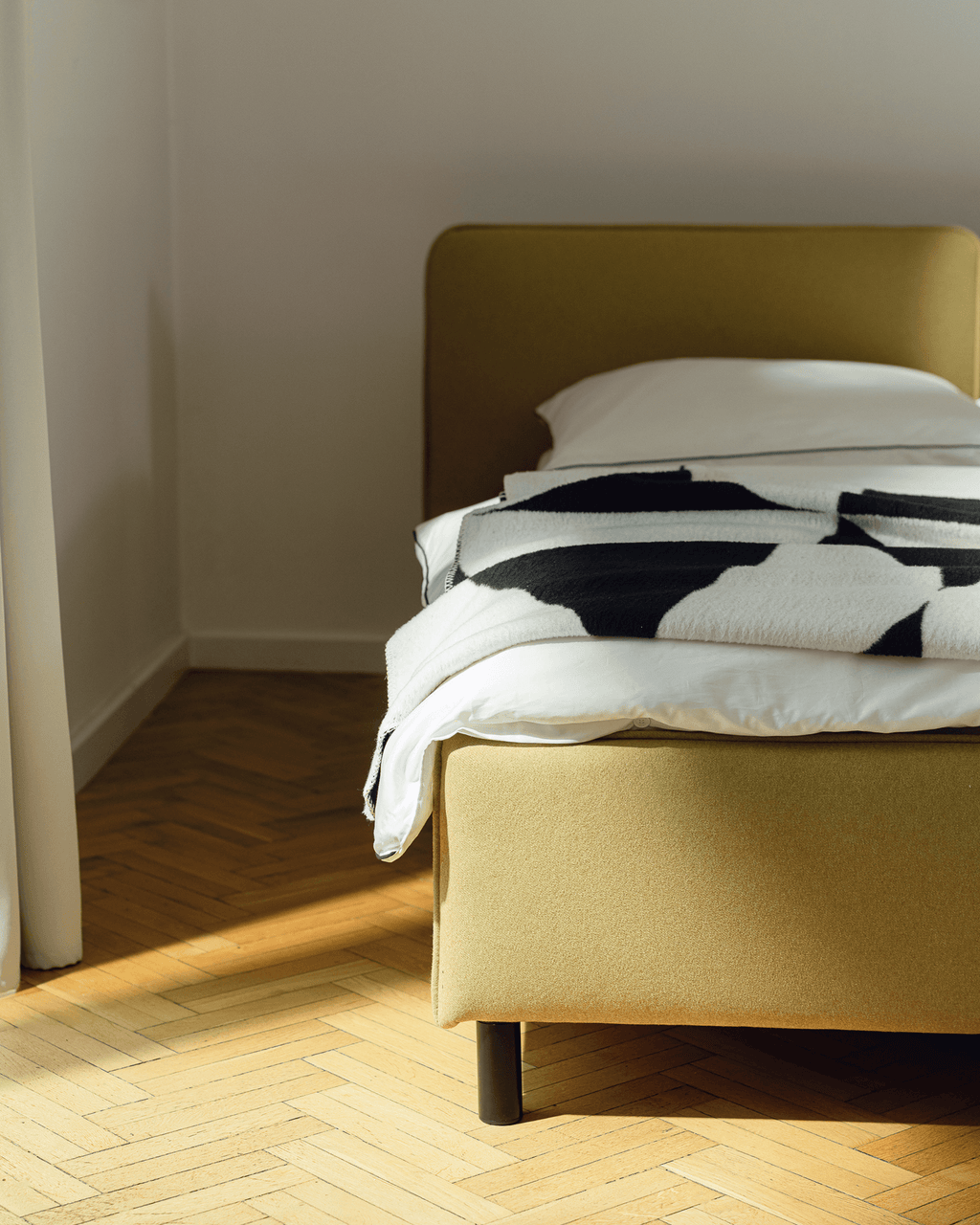Melu Bed - nooma