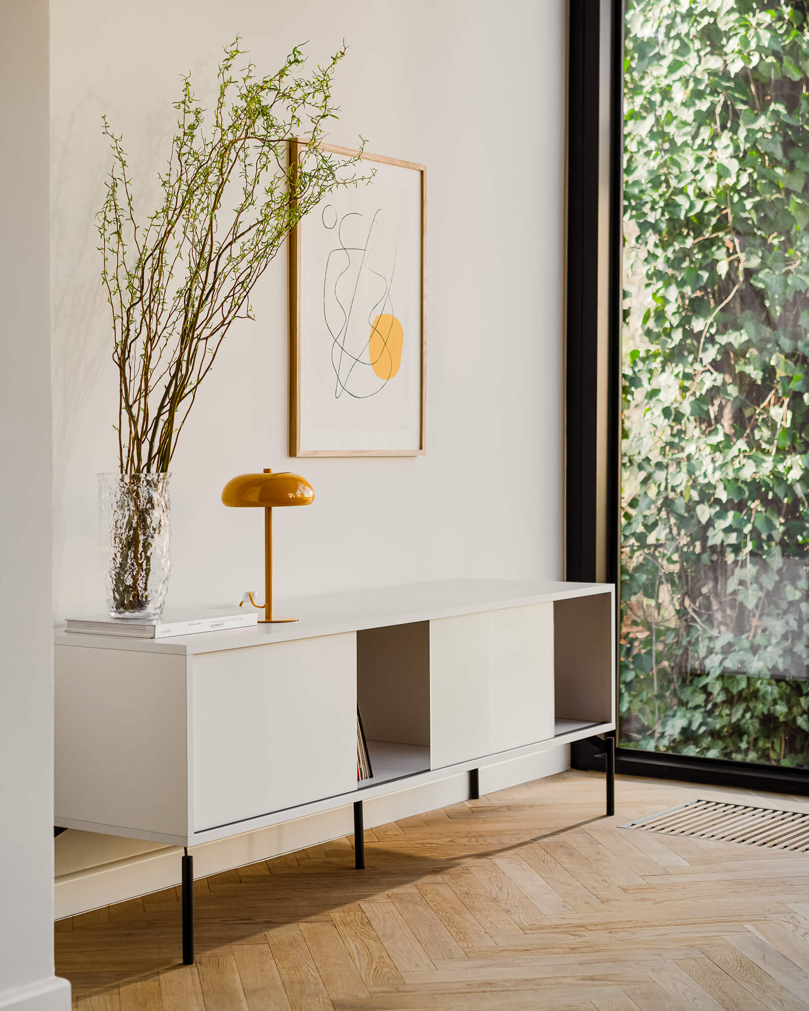 Met TV Stand - nooma