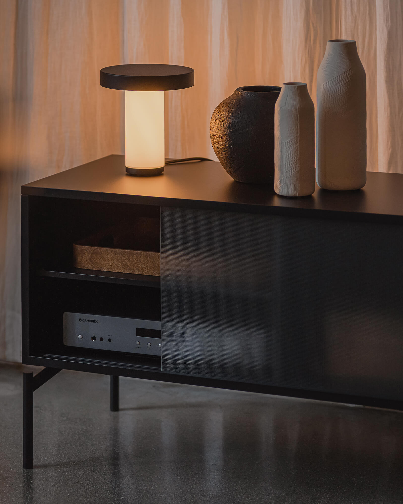 Met TV Stand - nooma
