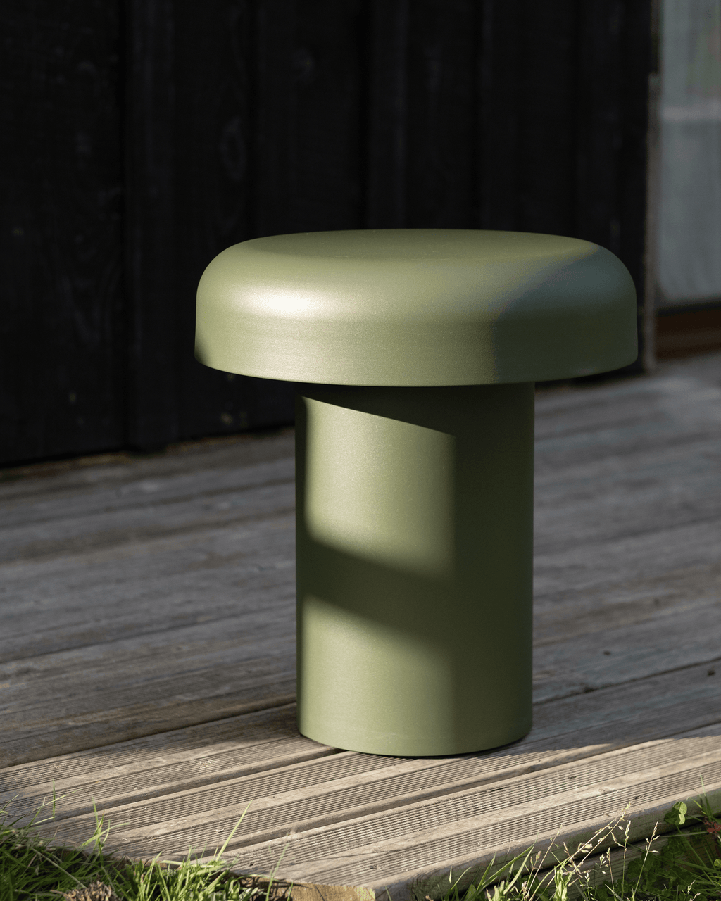 Miko Outdoor Side Table - nooma