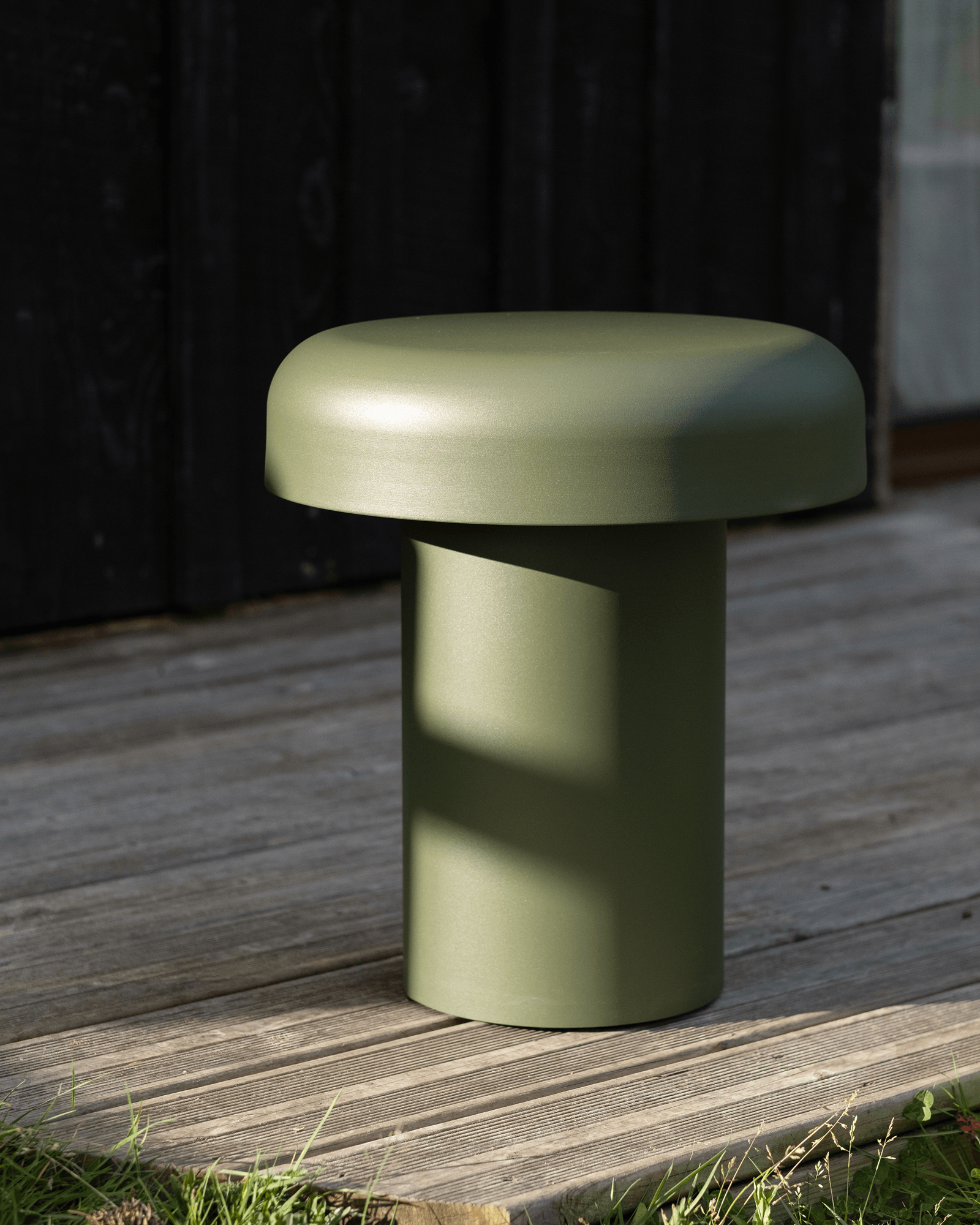Miko Outdoor Side Table - nooma