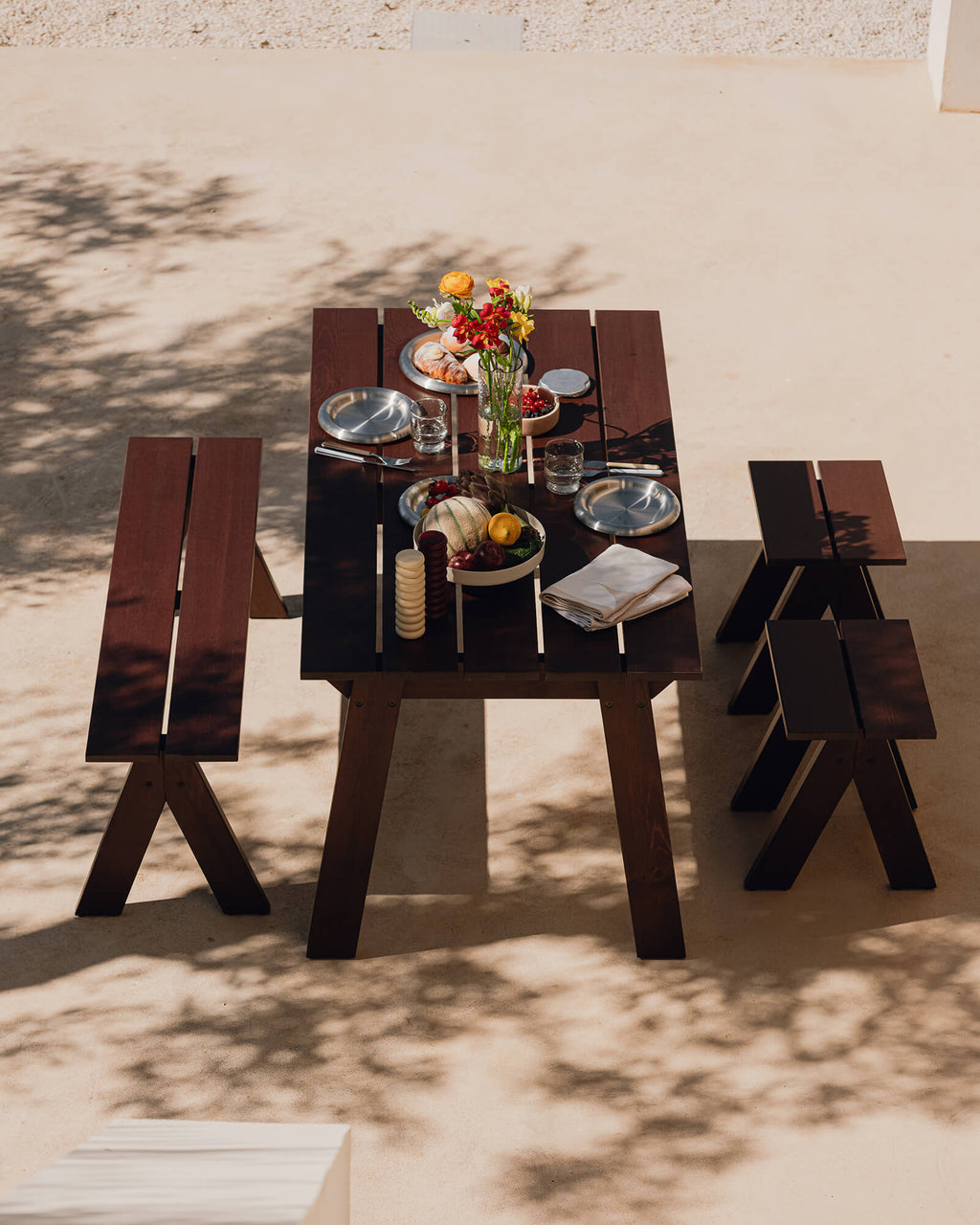 Navo Table - nooma