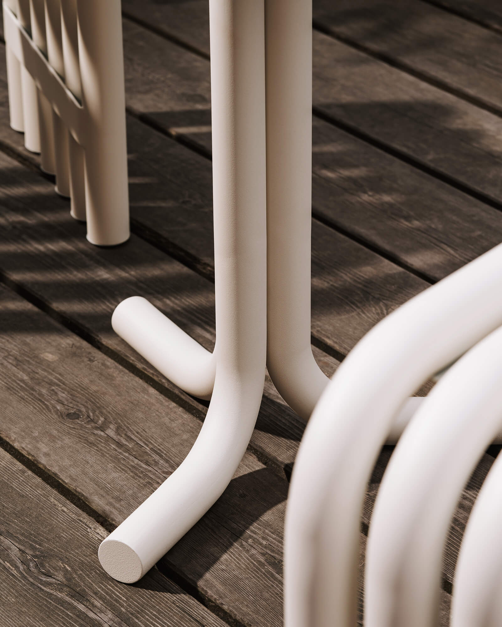 Nokk Café Table & 2x Kei Chair Bundle - nooma