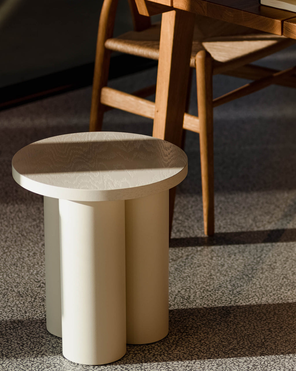 Oly Stool - nooma