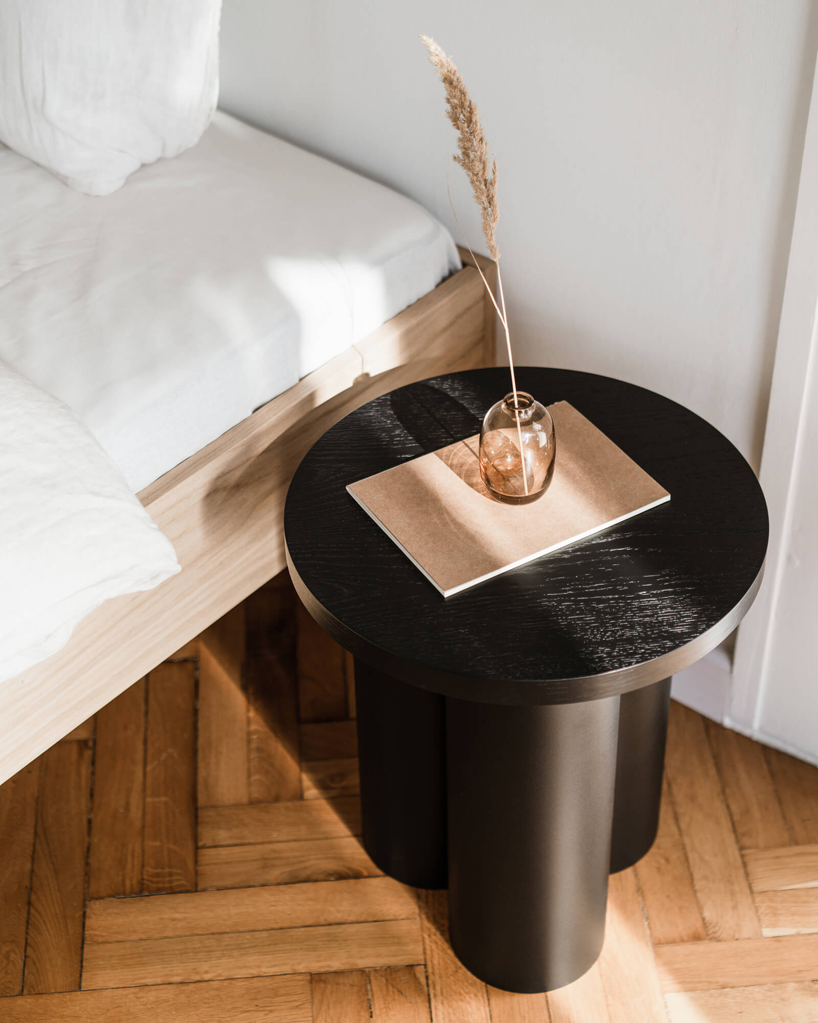 Oly Stool - nooma