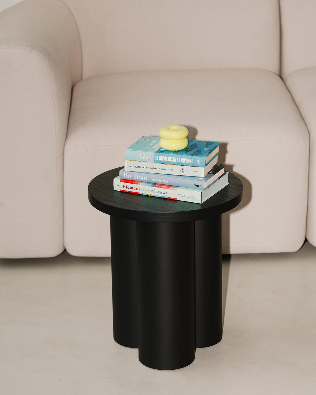 Oly Stool - nooma
