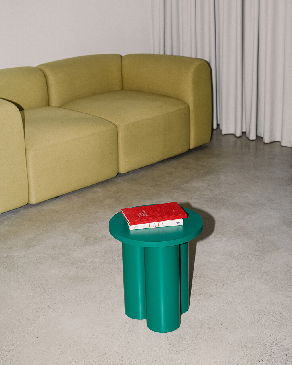 Oly Stool - nooma