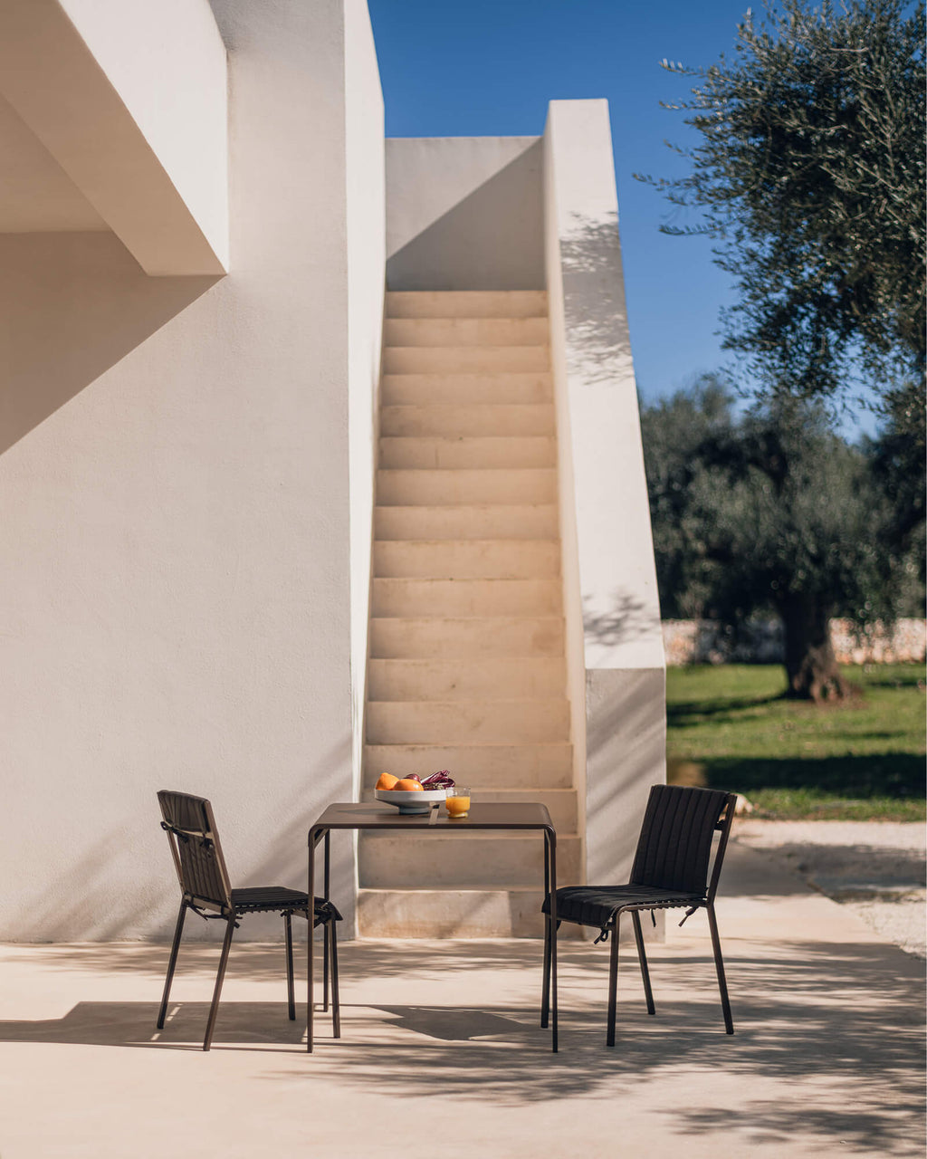 Oto Table - nooma
