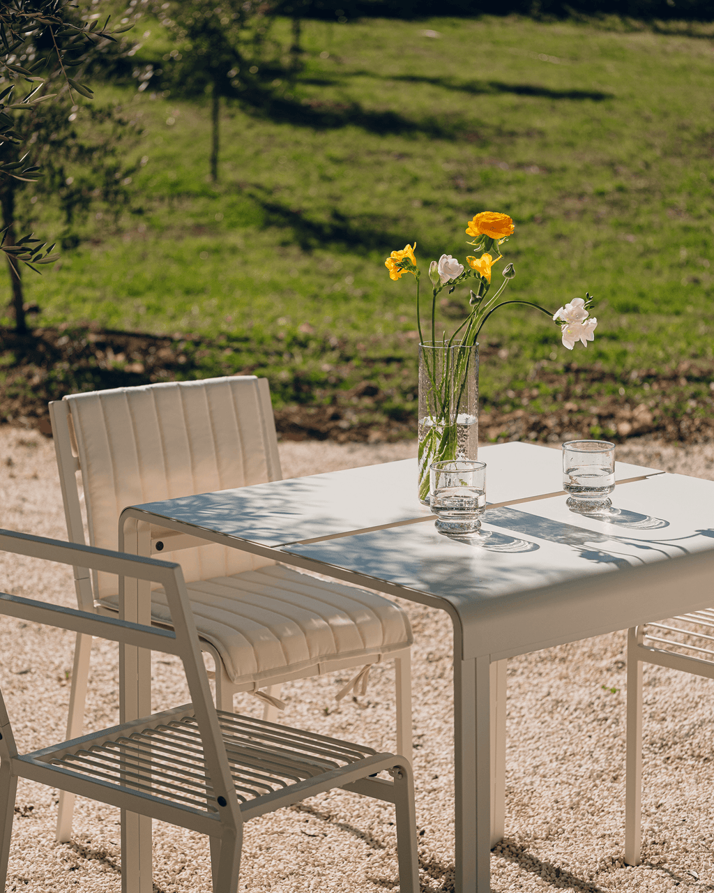 Oto Table - nooma