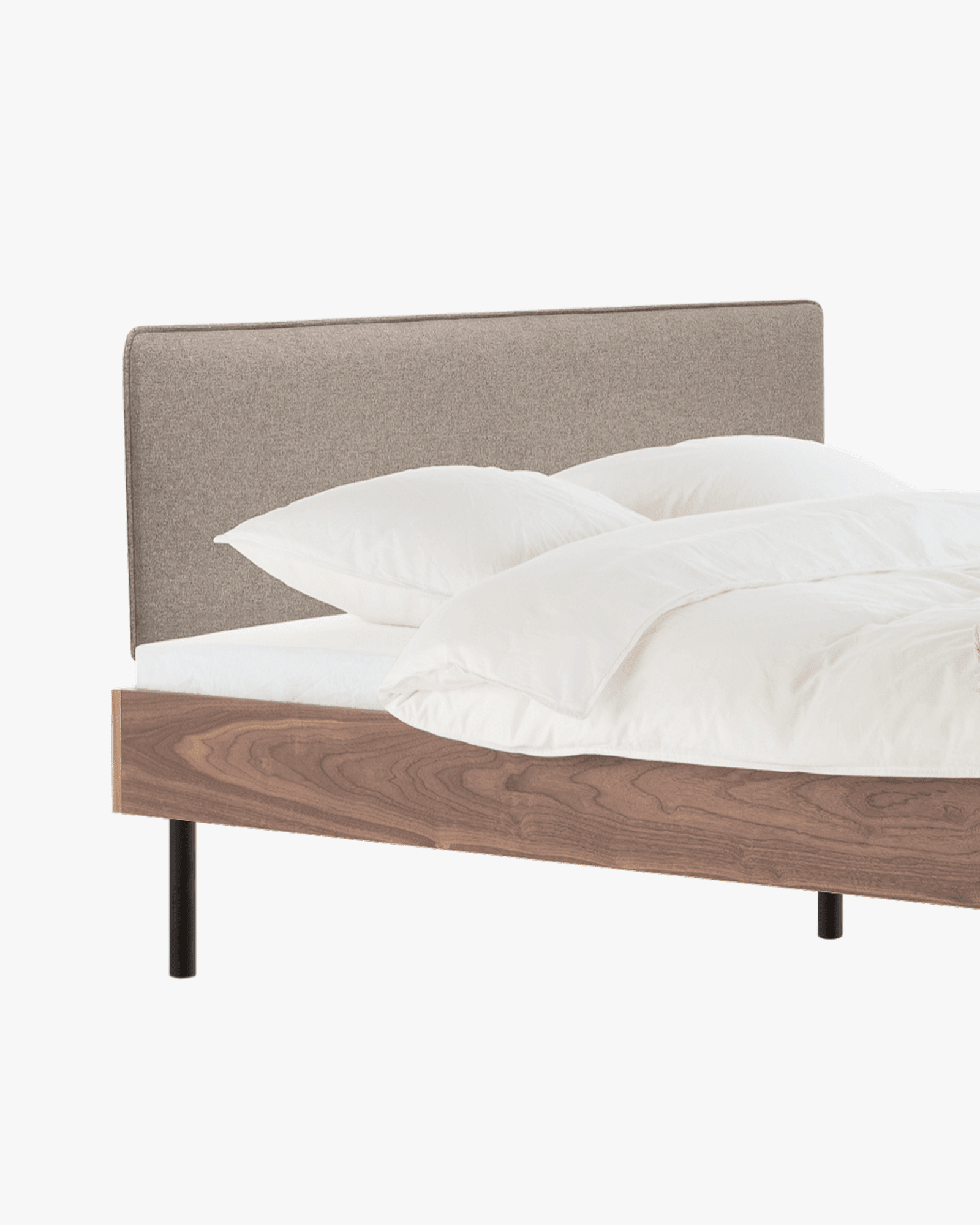 Streiko Bed Walnut - nooma