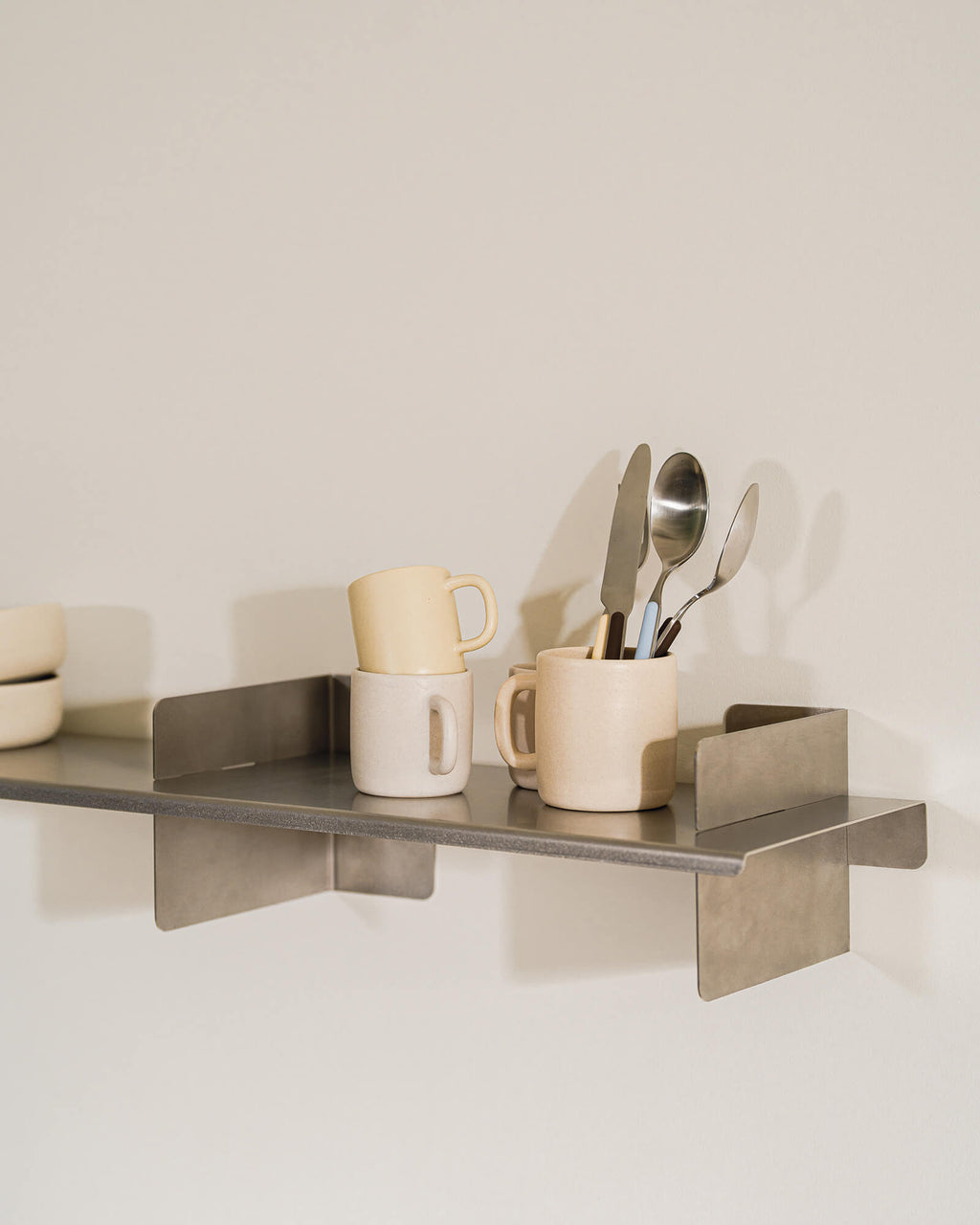 Tivo Shelf - long - nooma
