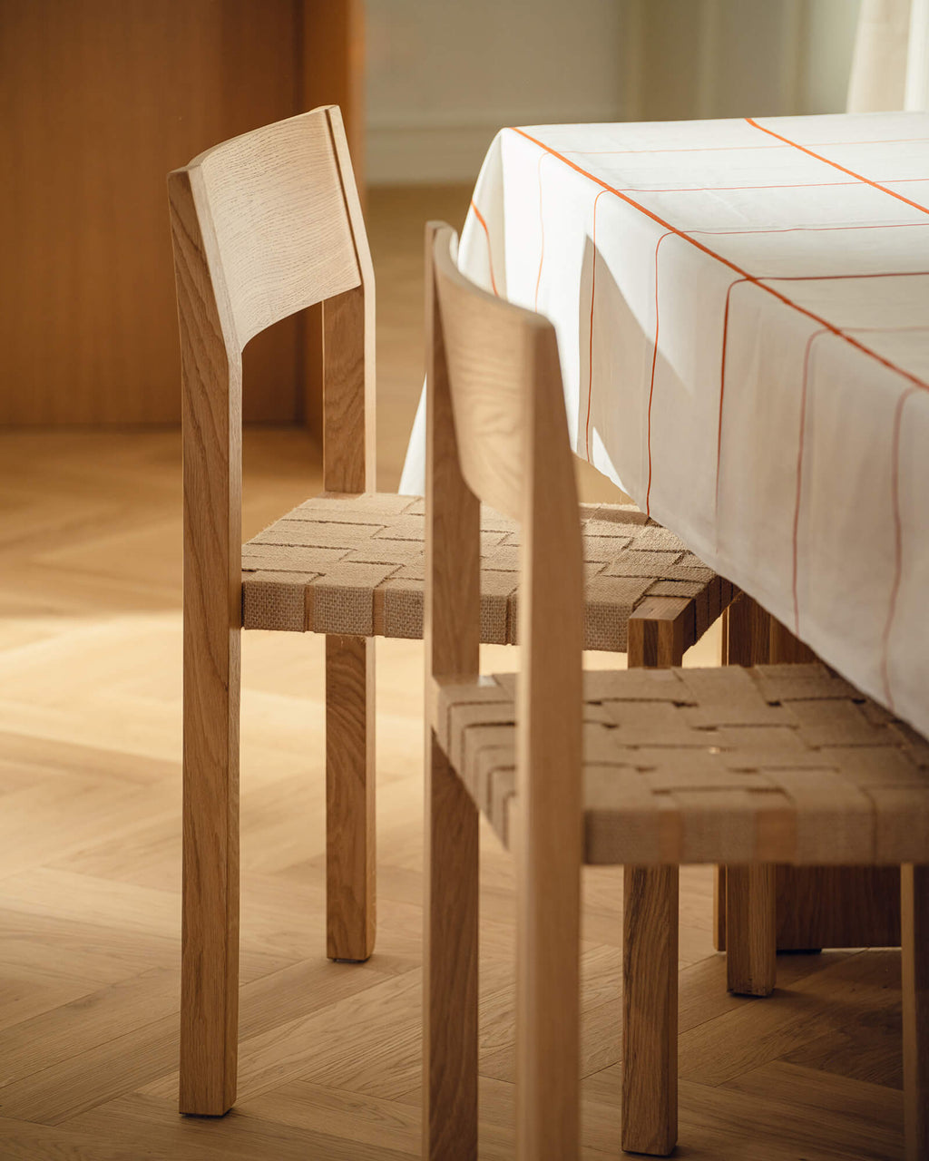 Toli Chair - nooma