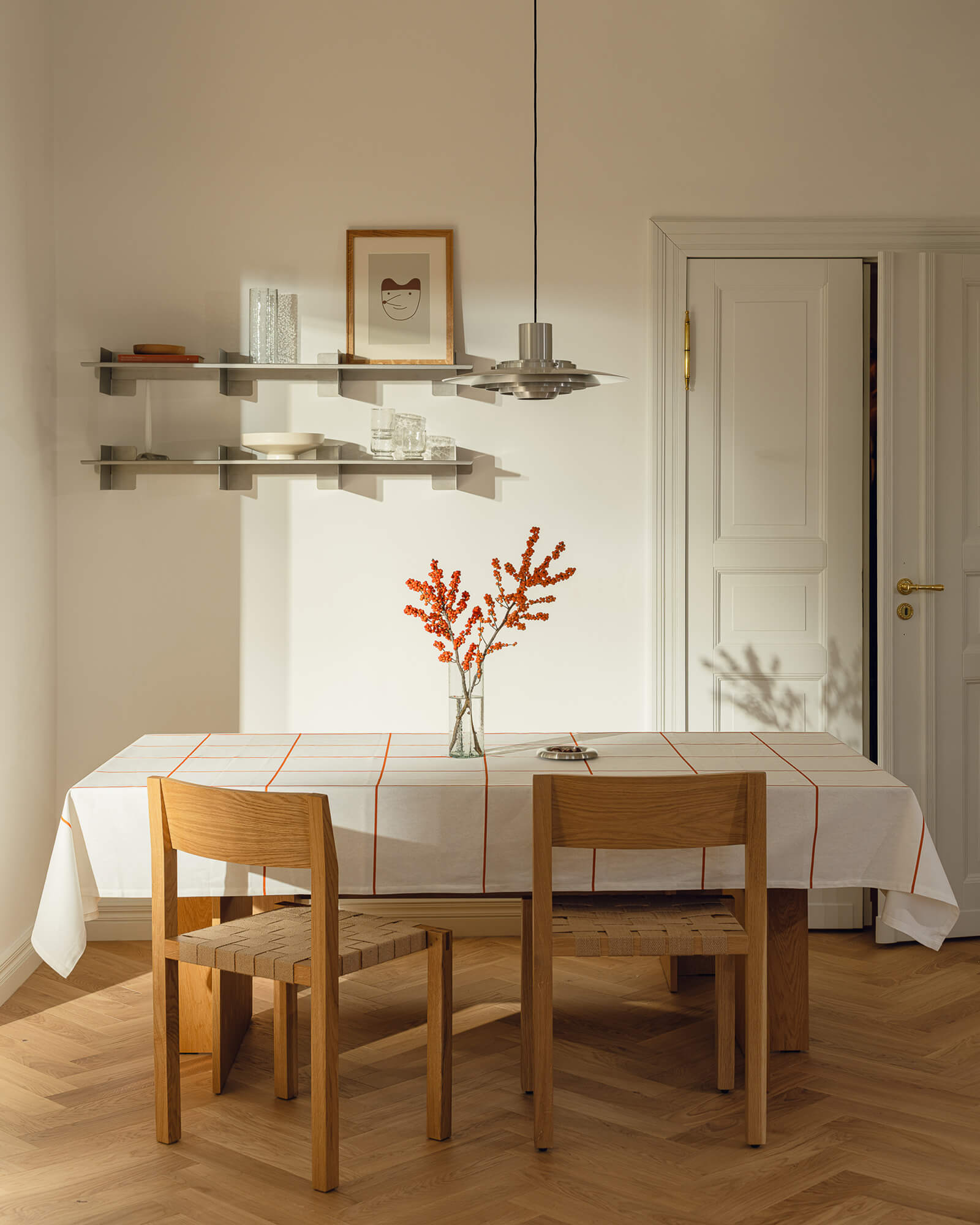 Toli Chair - nooma