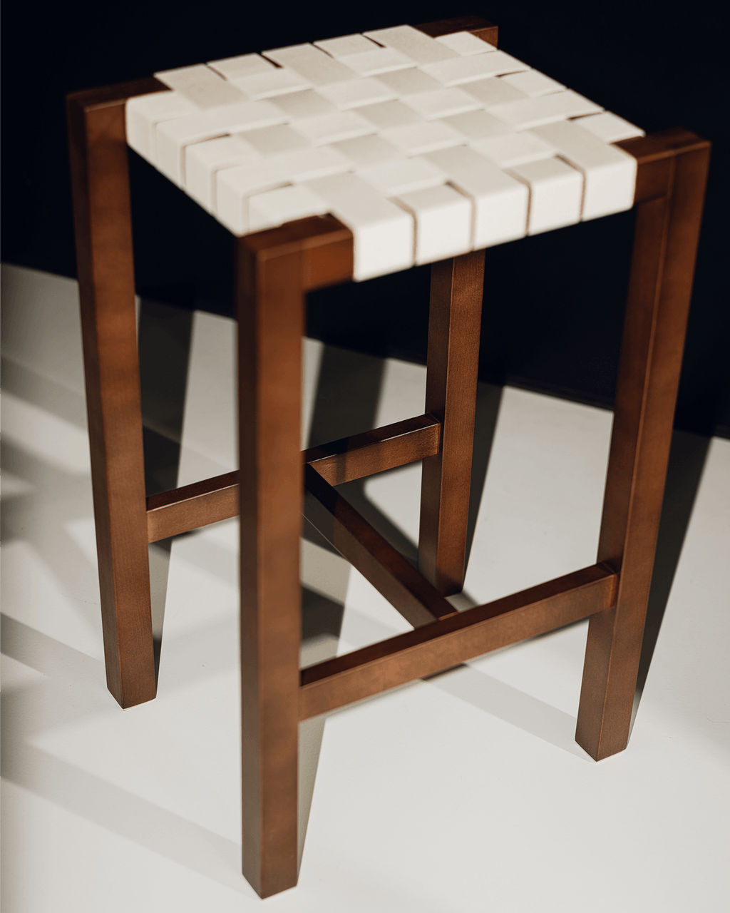 Toli Bar Stool - nooma