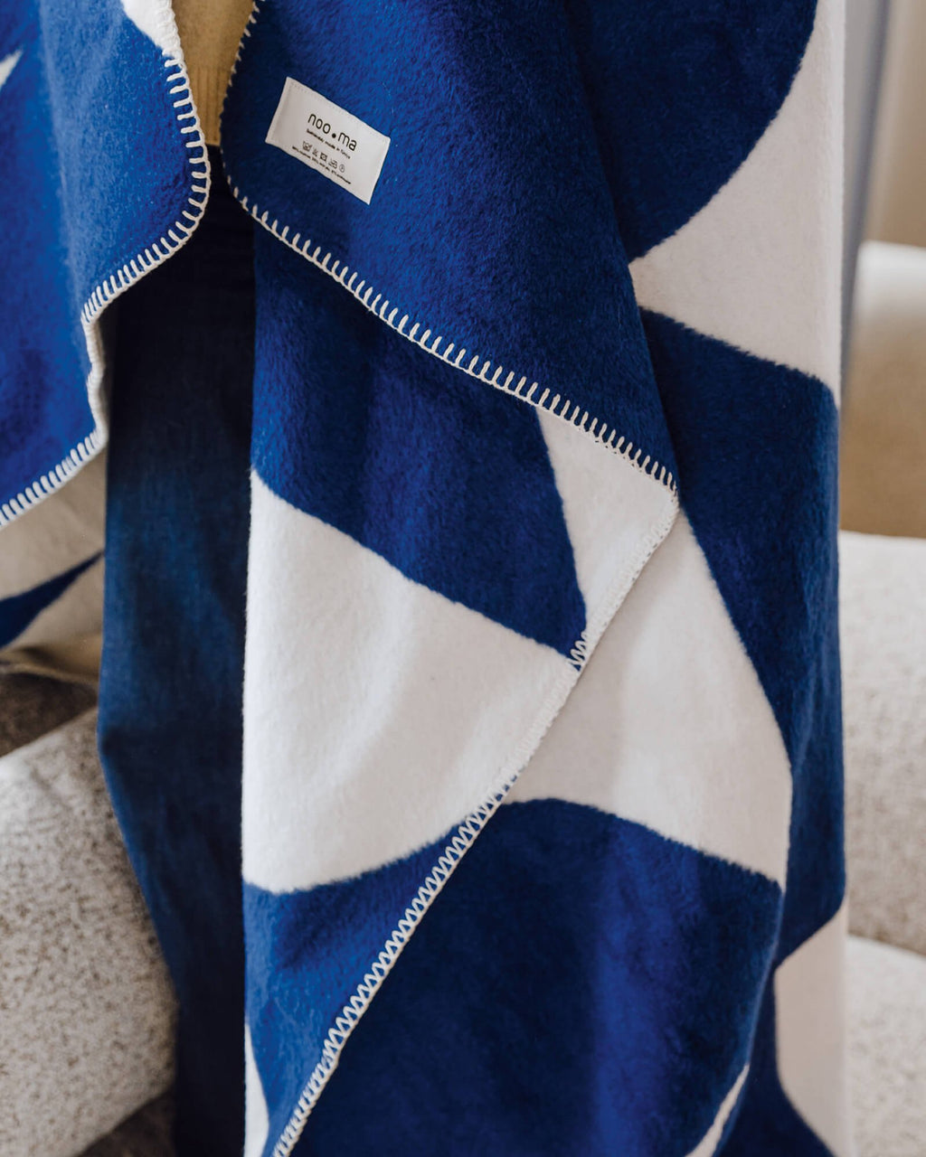 Tul Throw - nooma