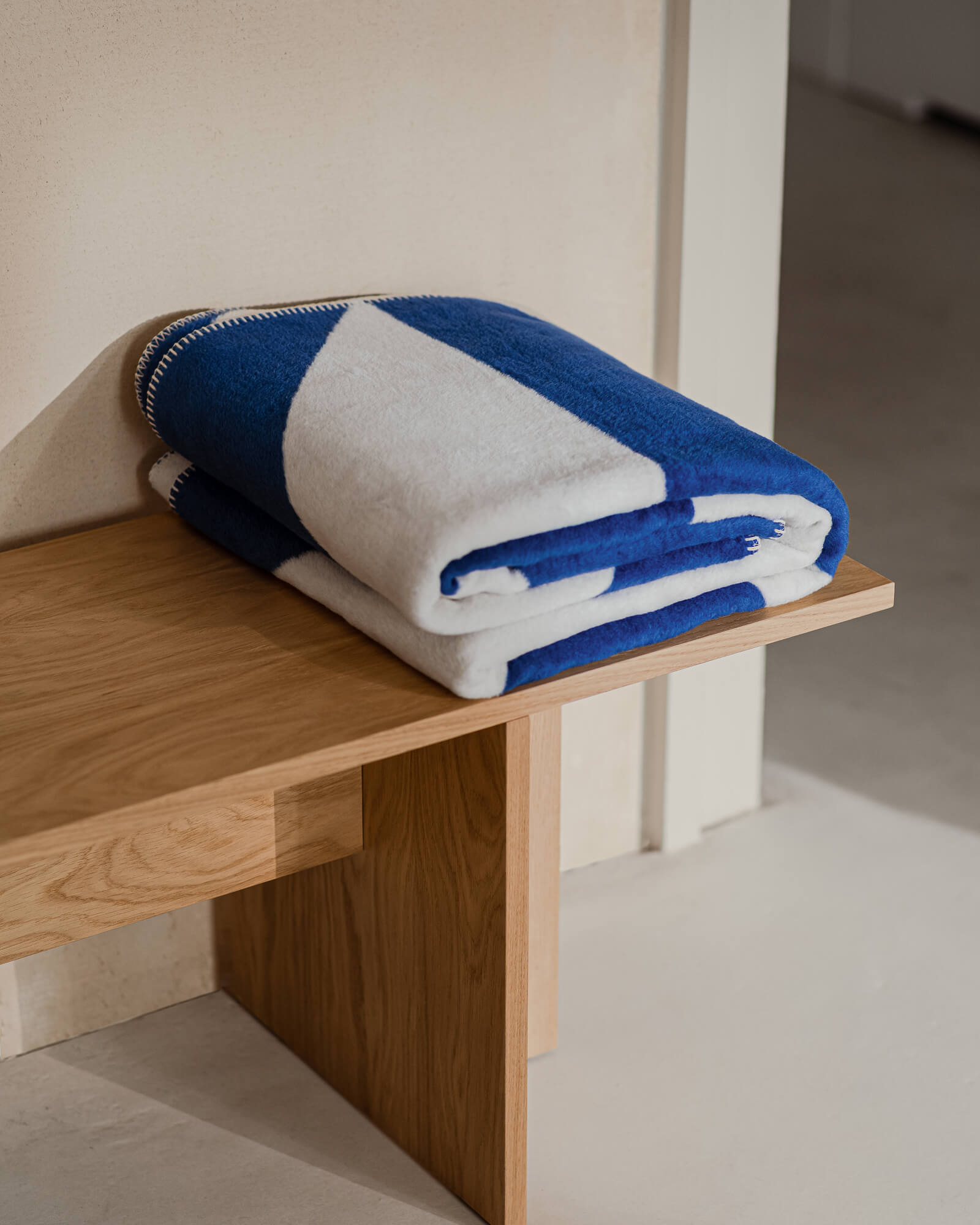 Tul Throw - nooma