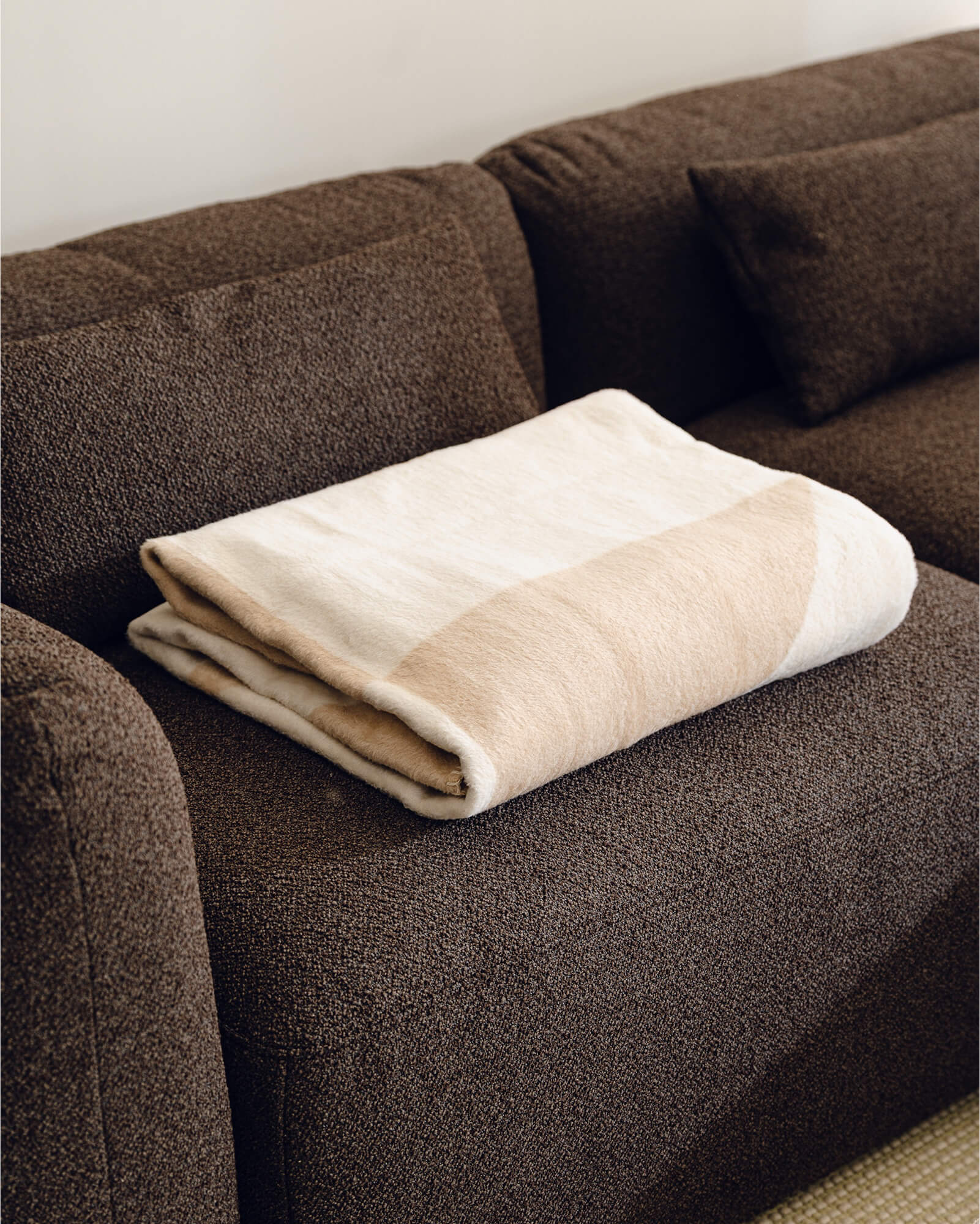 Tul Throw - nooma