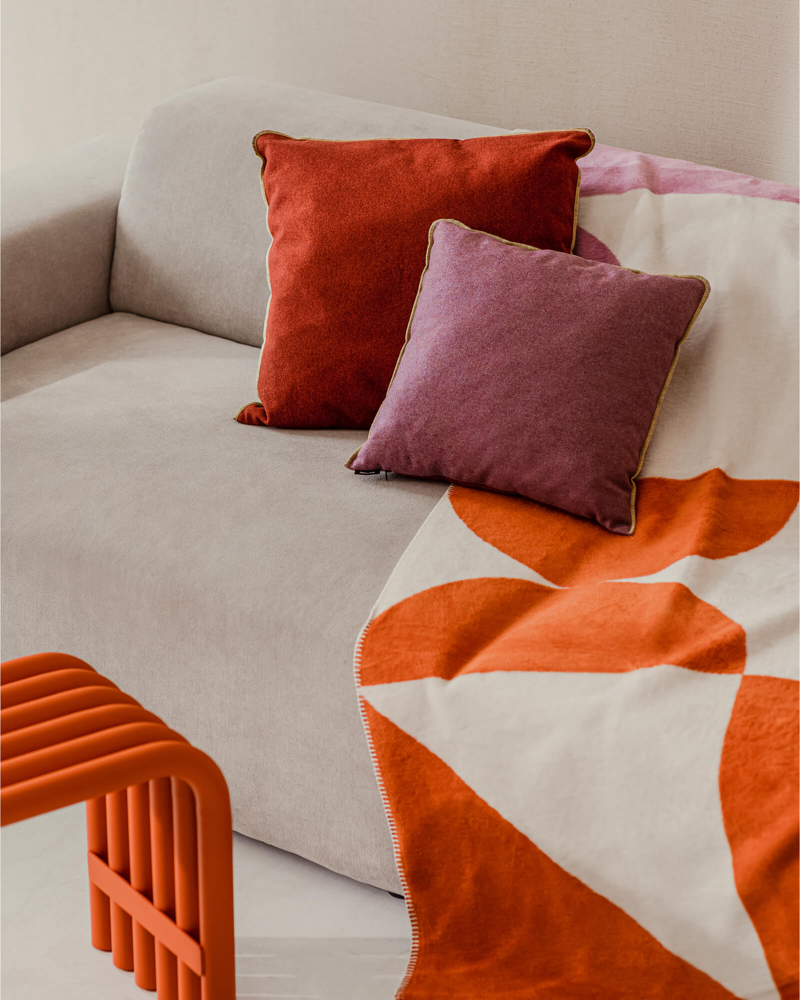 Tul Throw - nooma