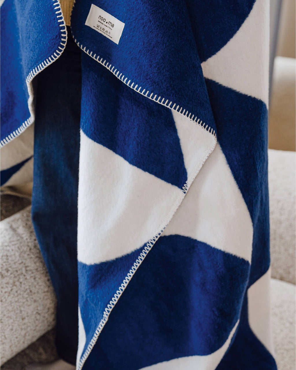 Tul Throw - nooma