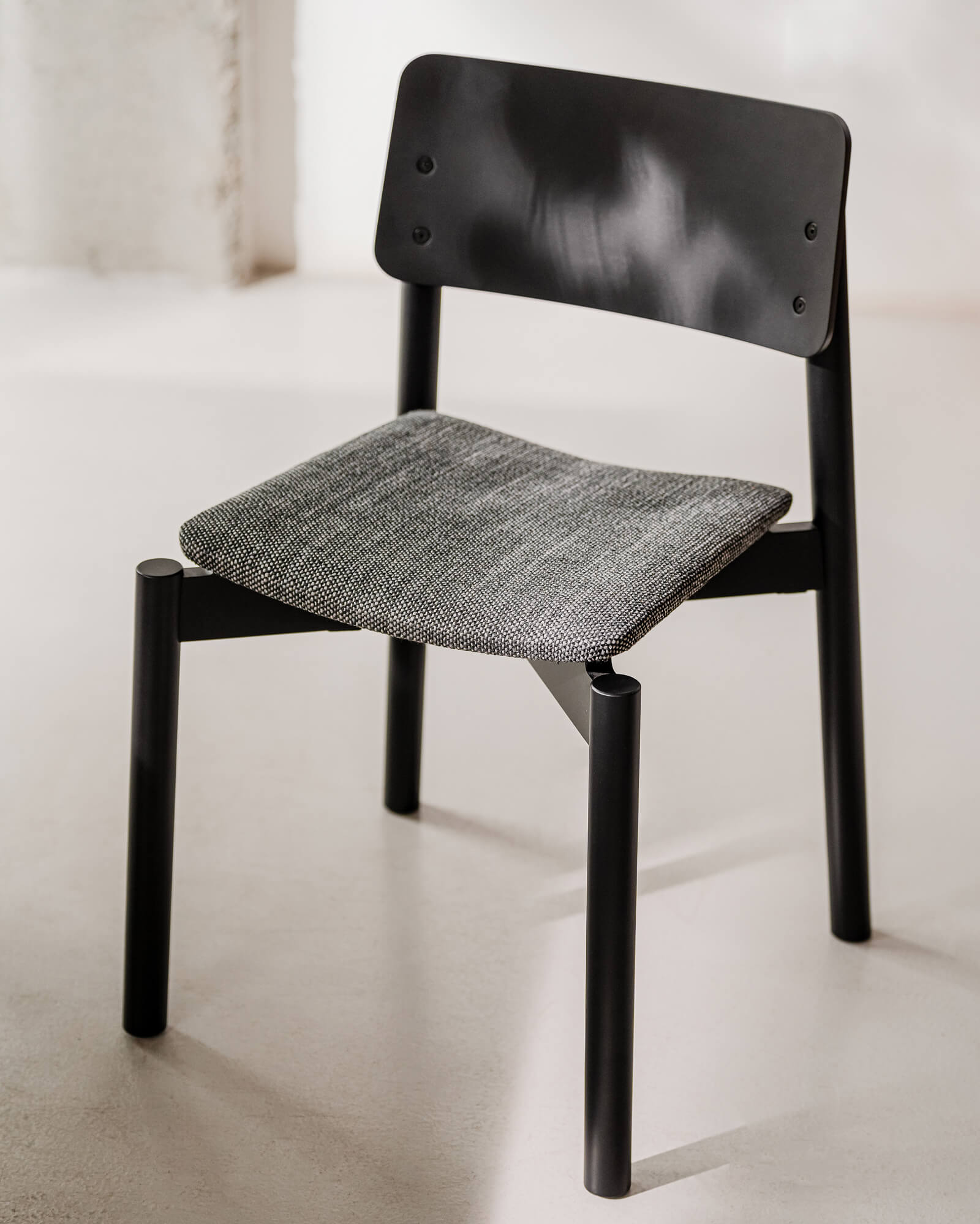 Wem Chair - nooma