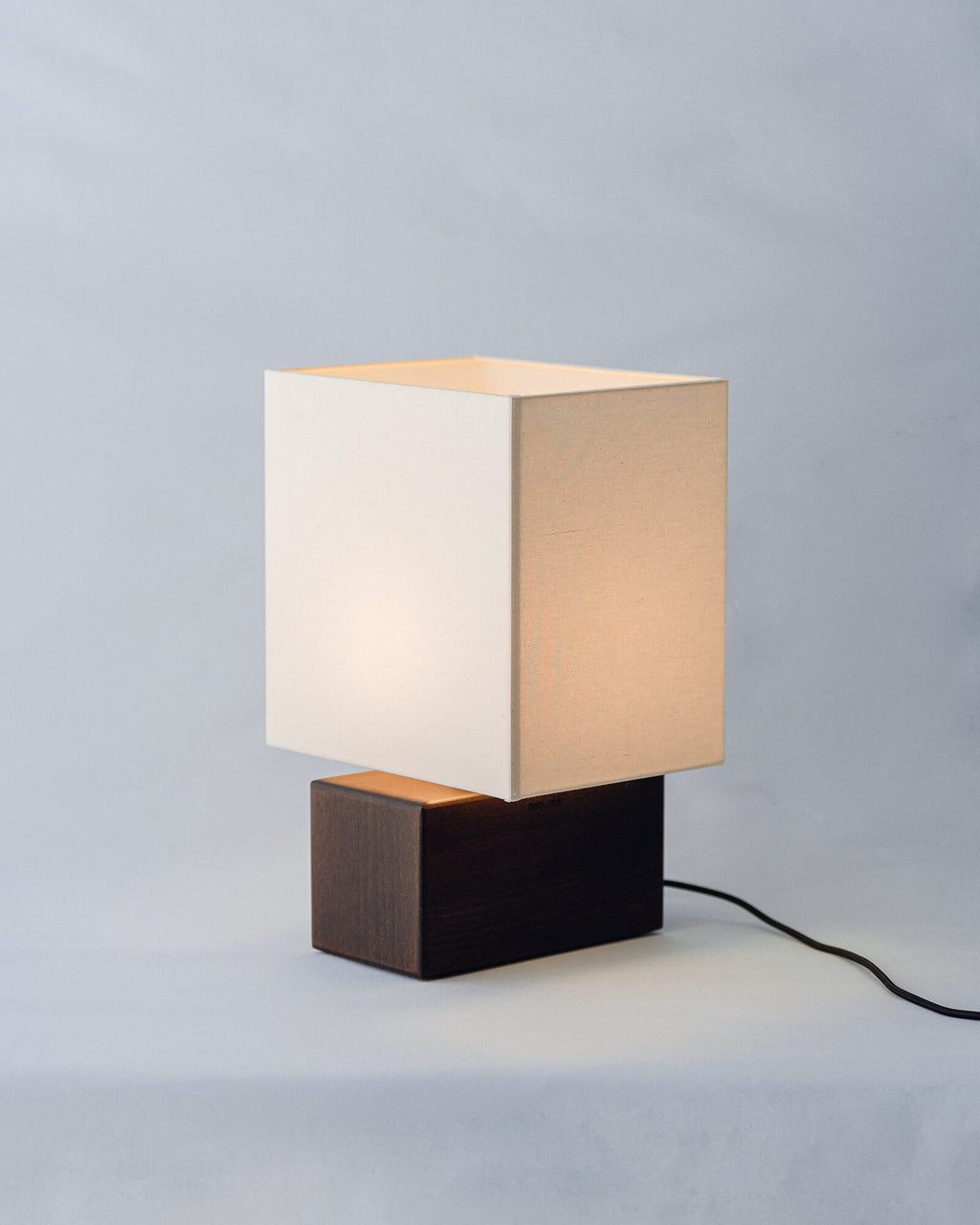 Zam Table Lamp - nooma